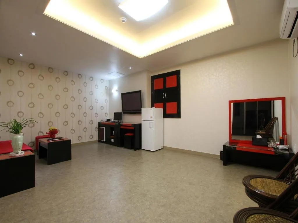 Hotel Jm Jeju 2*,